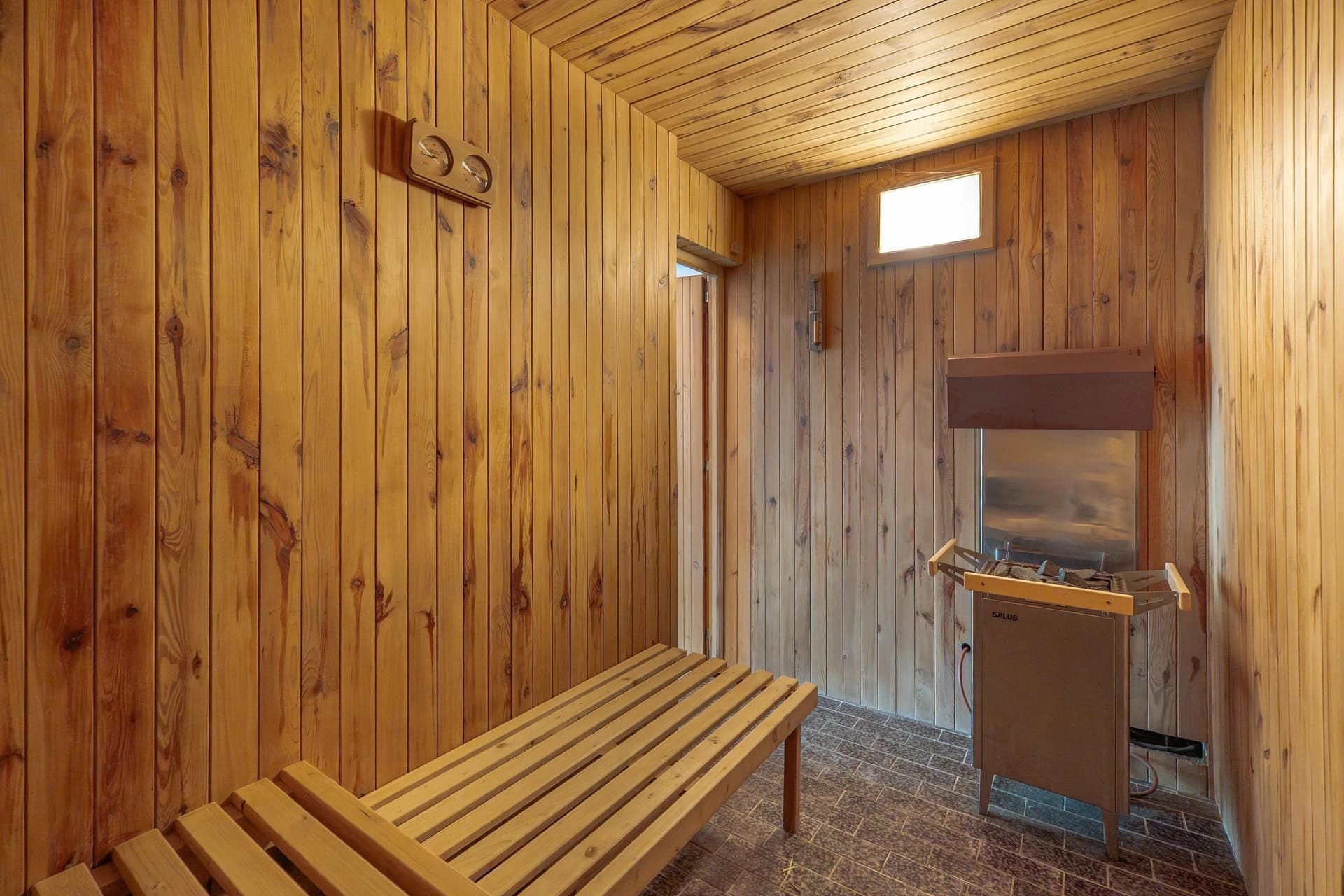 Dolnojirčanská - sauna